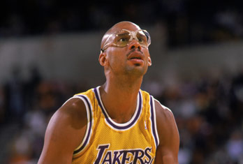 抗与反击初 抗与反击初